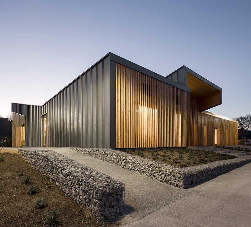 Eurodesign system roof and facade - Casal Palaudaries